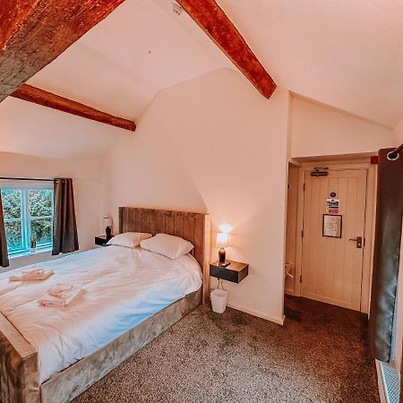 Ye Olde Original Withy Trees Hotel Bamber Bridge Eksteriør billede