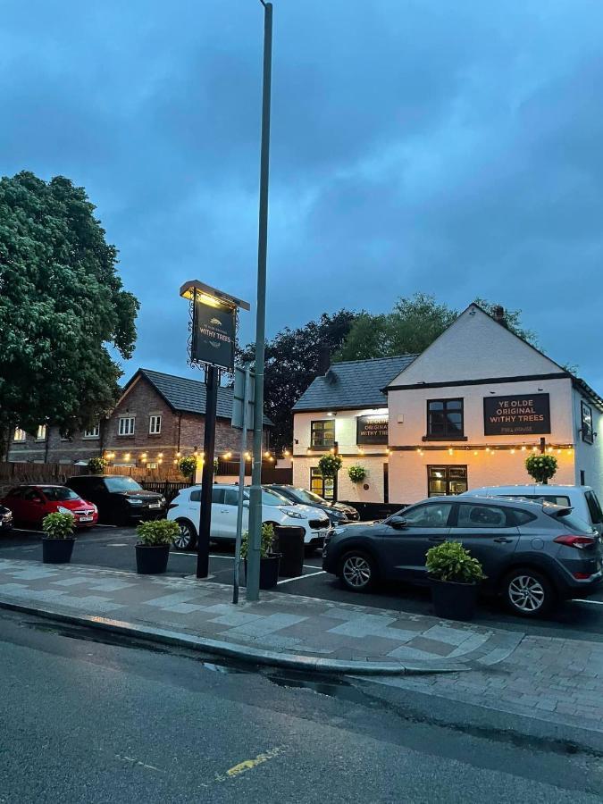Ye Olde Original Withy Trees Hotel Bamber Bridge Eksteriør billede