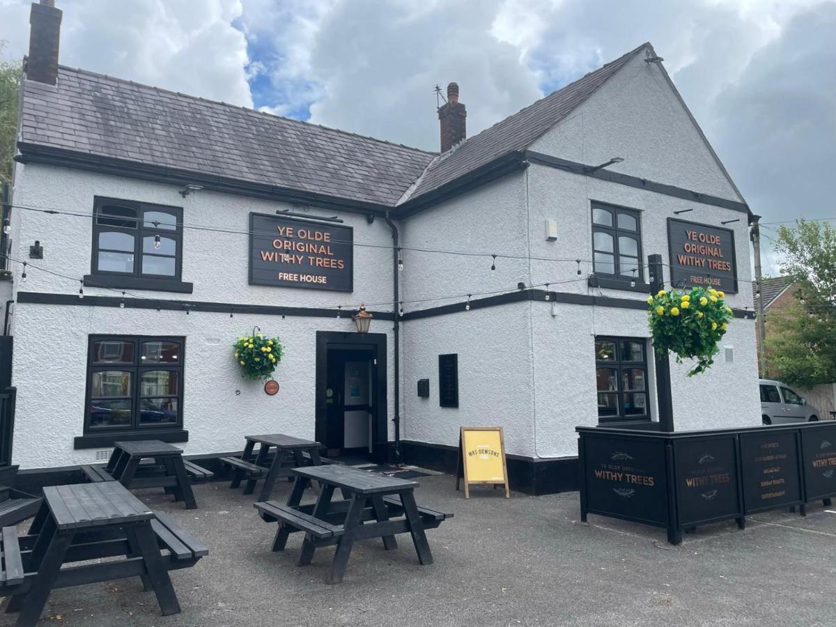 Ye Olde Original Withy Trees Hotel Bamber Bridge Eksteriør billede